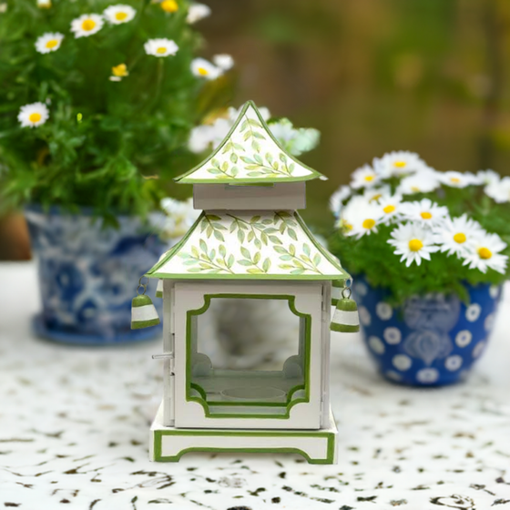 Green Leaf Pagoda Lantern