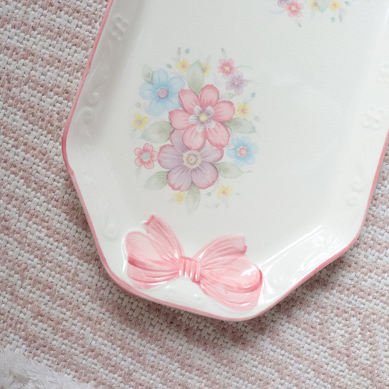 Vintage Pink Bow Serving Tray