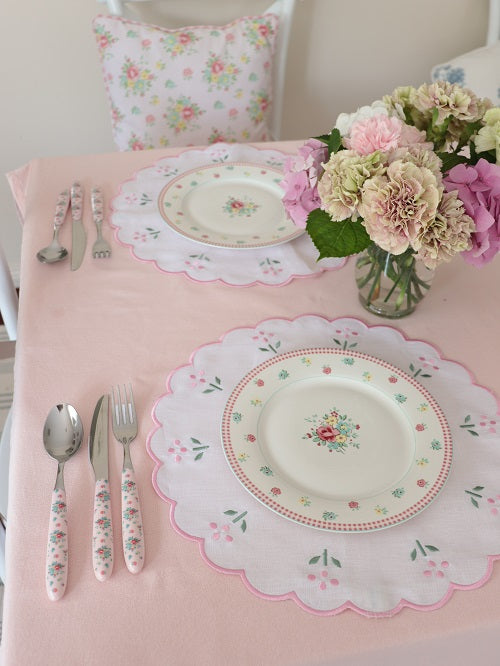 Scalloped Placemats ditsy floral  (Set of two)